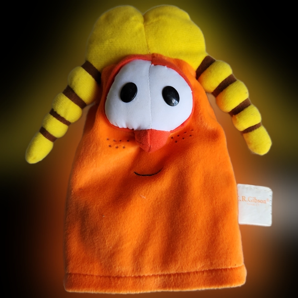 Big Idea Veggie Tales Laura the Carrot hand puppet Htf